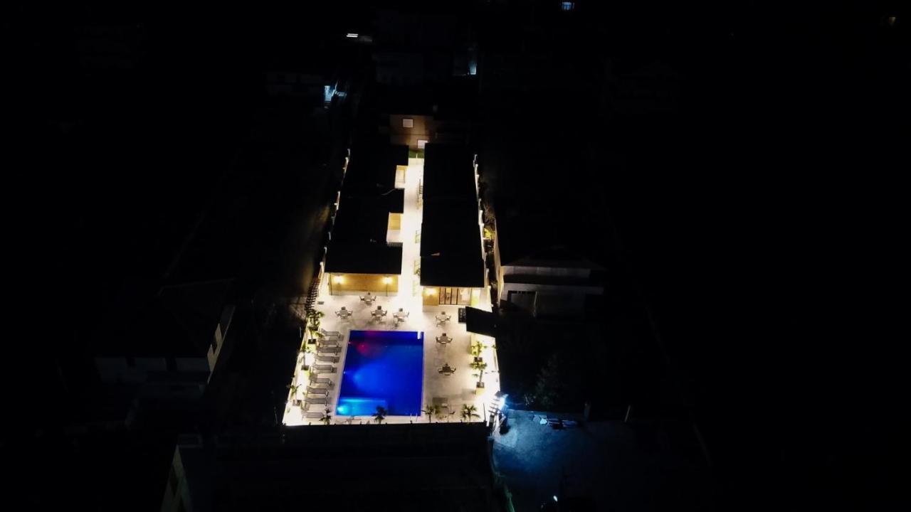 Hotel Bujtina Siar à Pogradec Extérieur photo