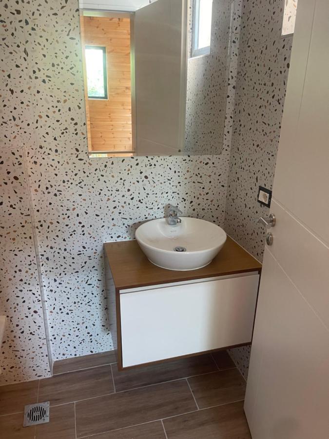 Hotel Bujtina Siar à Pogradec Extérieur photo