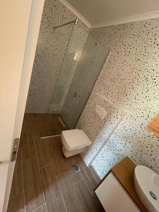 Hotel Bujtina Siar à Pogradec Extérieur photo