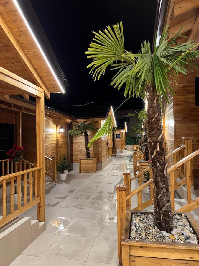 Hotel Bujtina Siar à Pogradec Extérieur photo